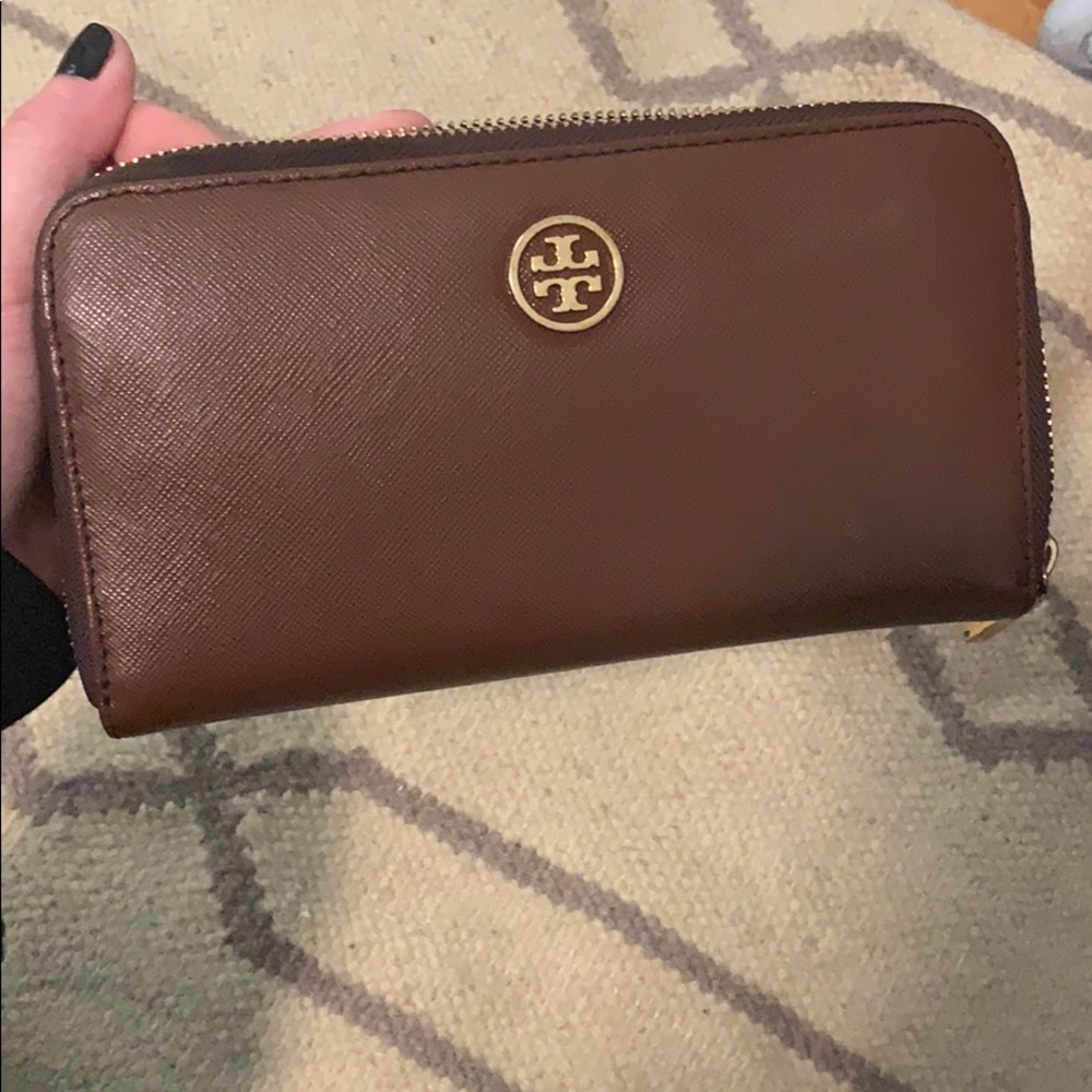 Tory Burch wallet brown